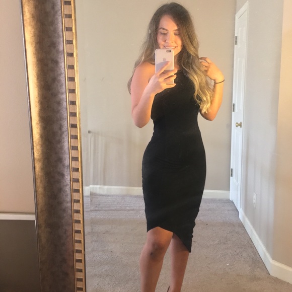 NEW-Express Dress - Picture 2 of 6